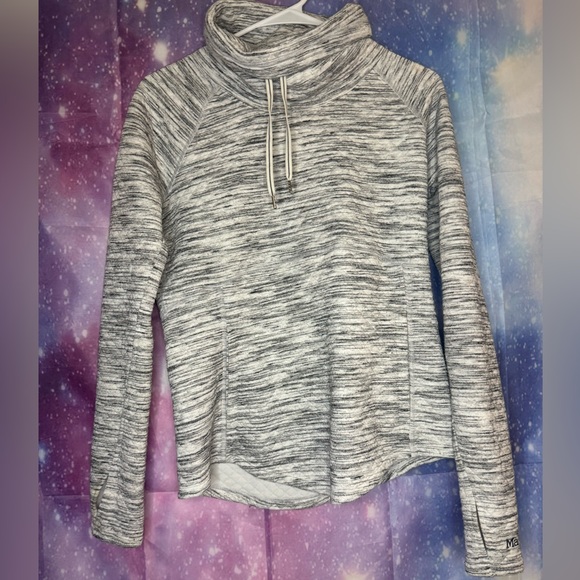 Women’s marmot sweatshirt - Picture 1 of 3